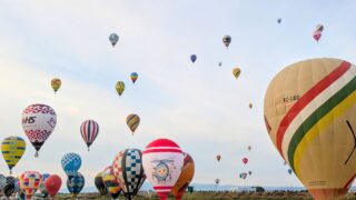 佐賀インターナショナルバルーンフェスタ2025｜早起きして見る一斉離陸の見どころ